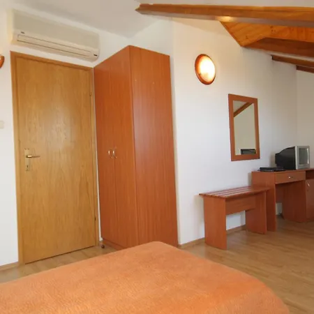 Casa de hóspedes And With Parking Space Mlini, Dubrovnik - 8835
